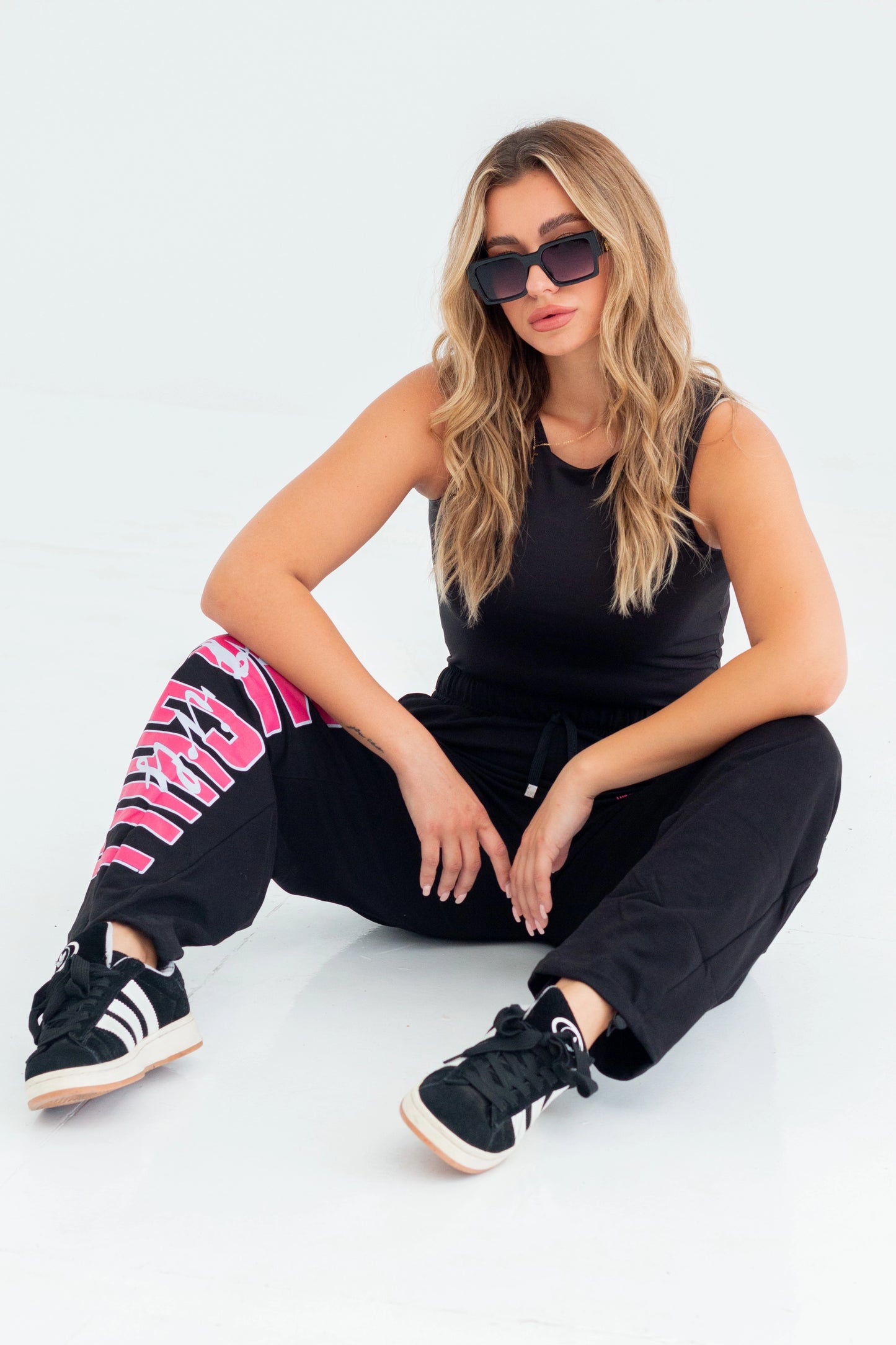 Shockwave One Size Wide Leg Sweatpants